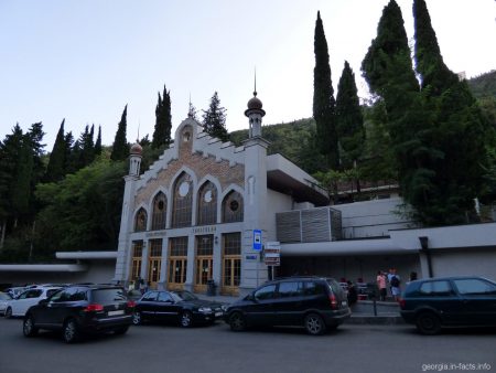 Нижняя станция фуникулера в Тбилиси