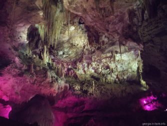 Пещера Прометея на фото