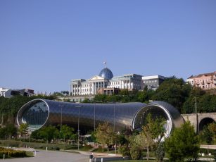 Новый парк Рике в Тбилиси