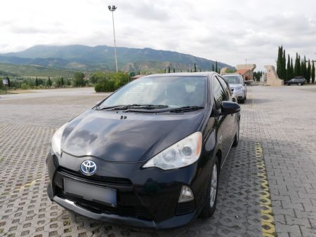 Аренда Toyota Prius в Батуми