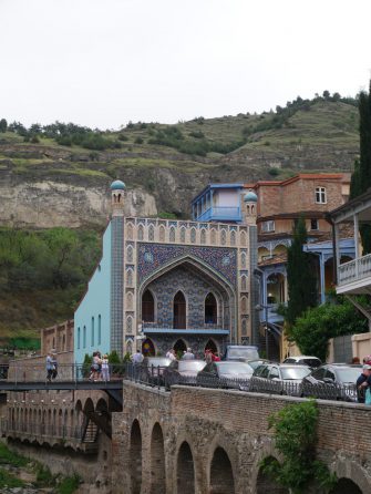 Знаменитая Пёстрая баня достопримечательность Тбилиси