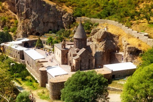 Монастырь Гегард Армения экскурсия из Еревана