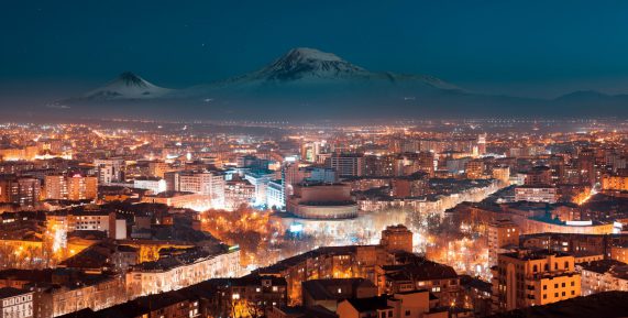 Ночная экскурсия по Еревану и вид на Арарат