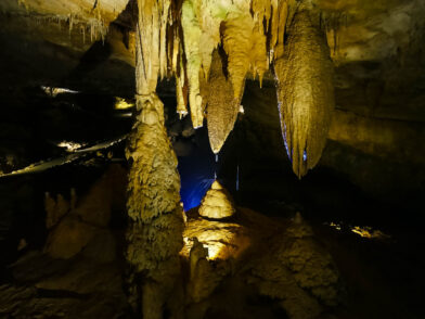 Пещера Прометея недалеко от Батуми