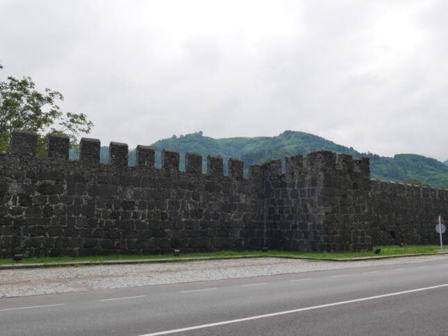 Крепость Гонио рядом с Батуми стены