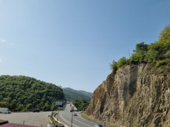Военно Грузинская дорога и парковка