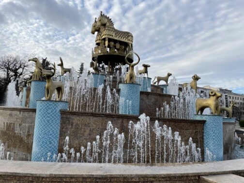 Достопримечательности Кутаиси Колхидский фонтан