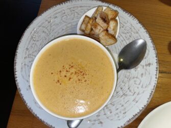 Питание в Кутаиси суп