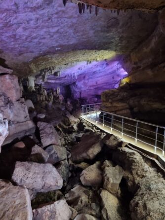 Пещера Сатаплия в заповеднике