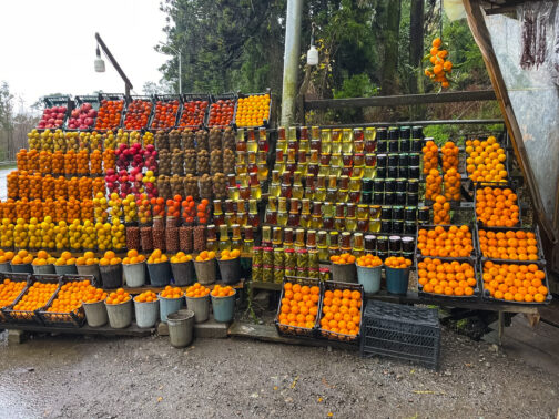 Прилавки с фруктами в Грузии еда