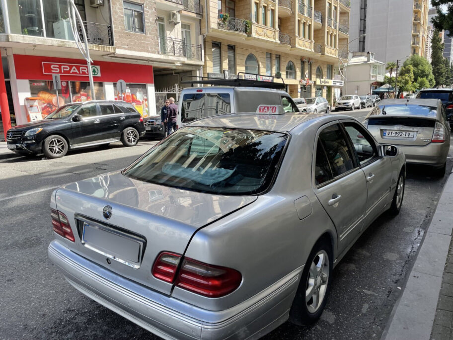 Такси в Грузии бомбилы